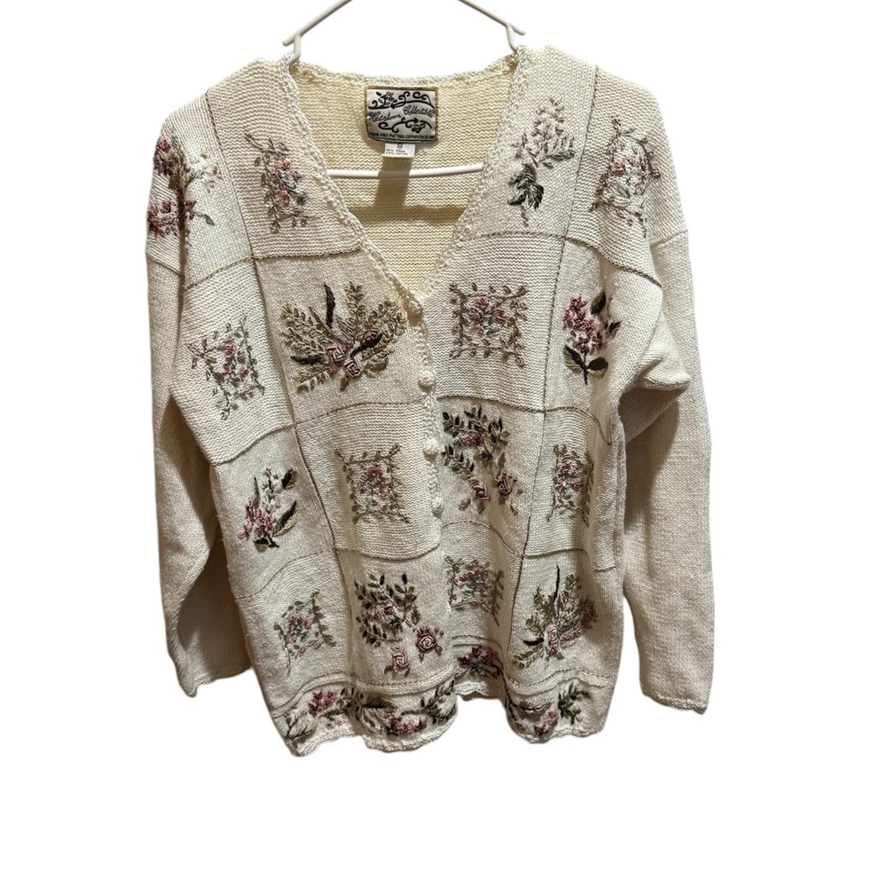 Vintage Heirloom Collectibles knit embroidered floral sweater women’s medium